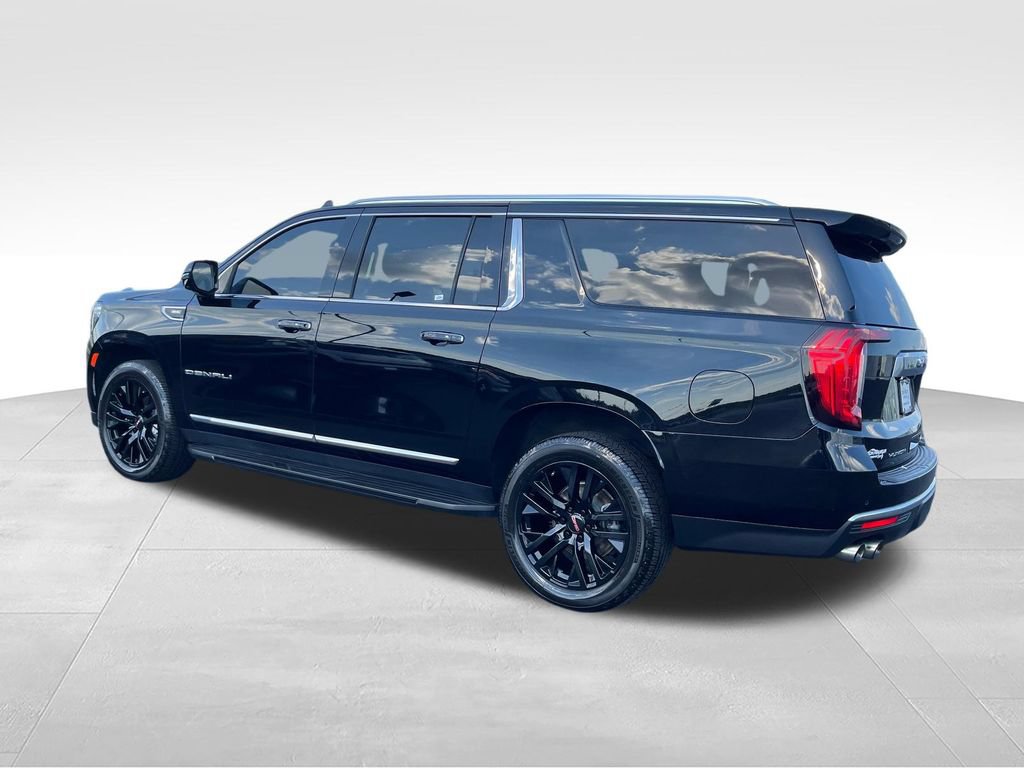Used 2021 GMC Yukon XL Denali AWD/4WD image 3