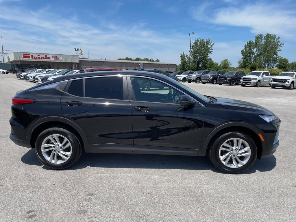 New 2026 Buick Envista Sport Touring w/ Convenience I Package FWD image 2