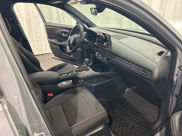 Used 2025 Honda HR-V Sport image 11