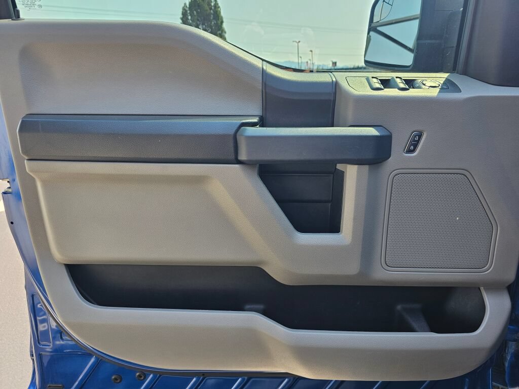 Used 2018 Ford F150 XL w/ Equipment Group 101A Mid AWD/4WD image 19