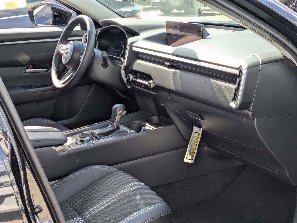 Used 2025 MAZDA CX-50 AWD 2.5 S w/ Premium Package image 34
