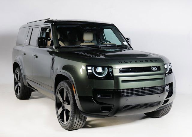 New 2026 Land Rover Defender 130 X-Dynamic SE image 29