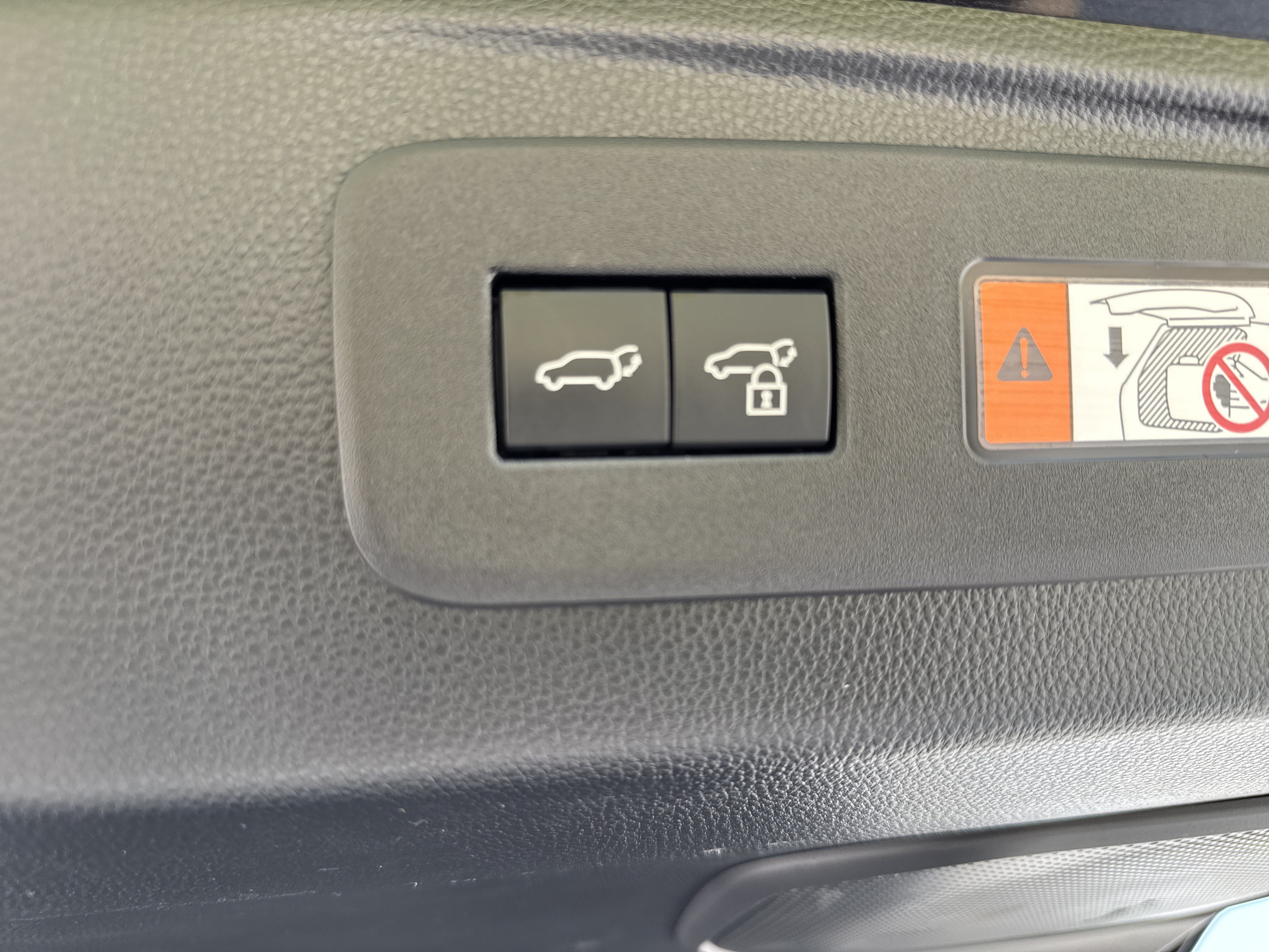 Used 2024 Lexus GX 550 w/ Accessory Package (Z1) AWD/4WD image 35