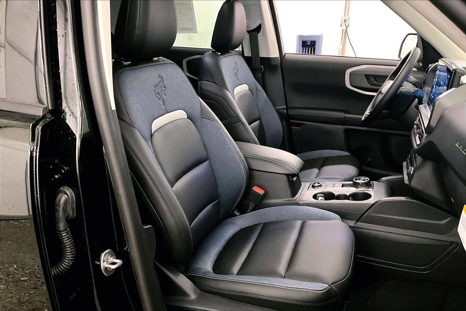 New 2025 Ford Bronco Sport Outer Banks w/ Outer Banks Tech Package+ image 14