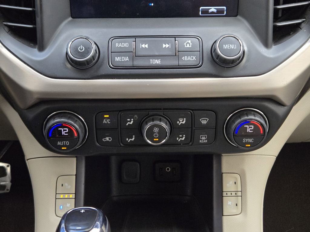Used 2019 GMC Acadia Denali w/ Technology Package FWD image 19