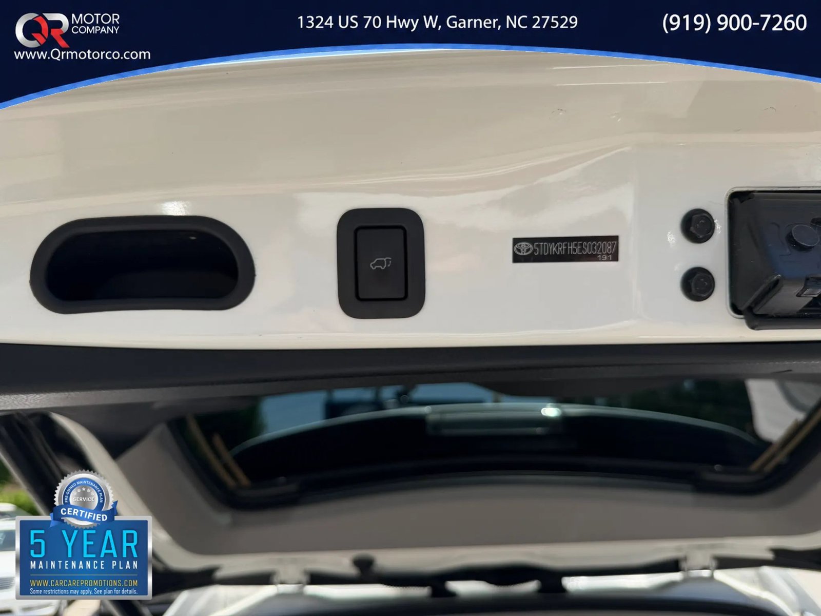 Used 2014 Toyota Highlander Limited Platinum FWD image 27