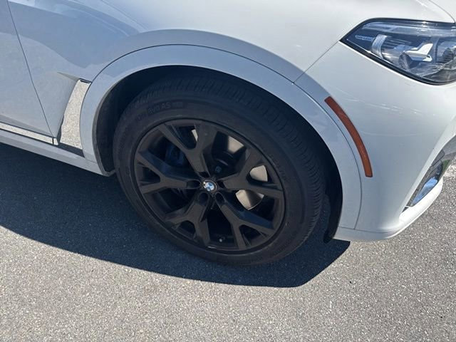 Used 2020 BMW X7 xDrive40i w/ Executive Package image 8