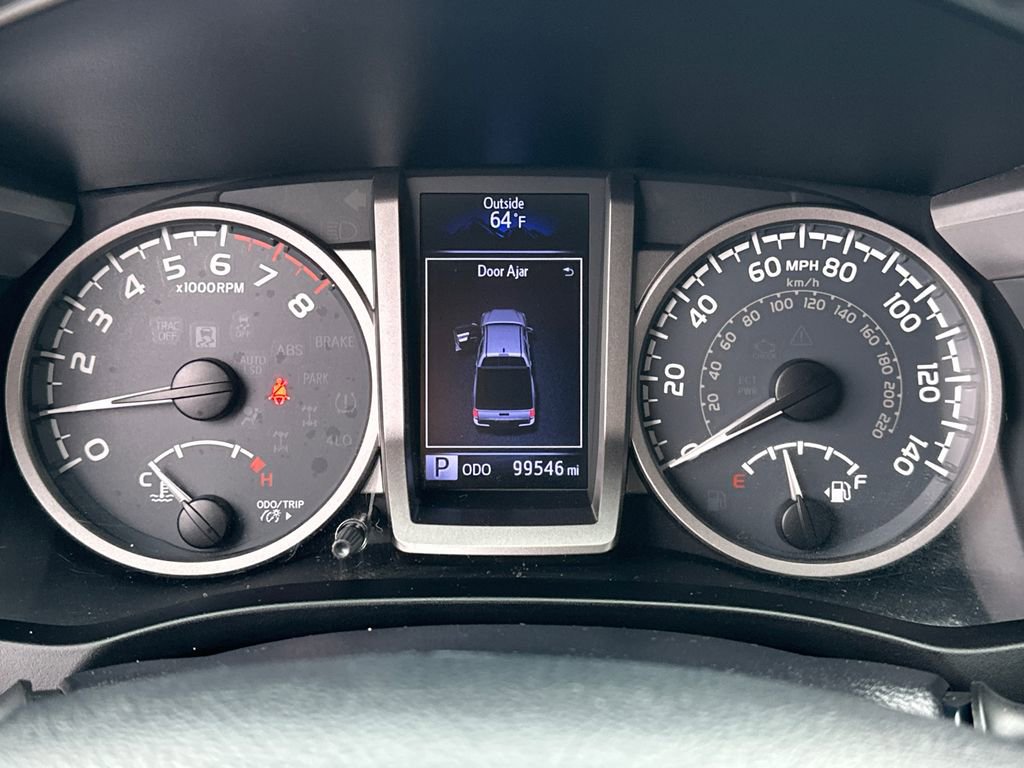 Used 2017 Toyota Tacoma SR5 w/ Tow Package image 18