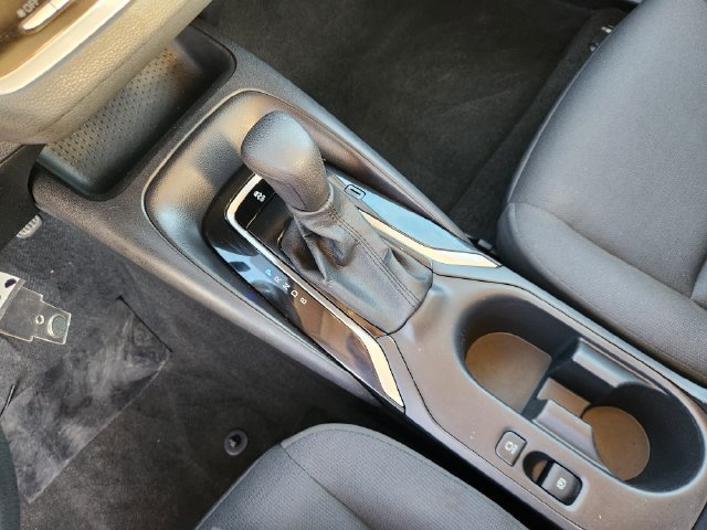Used 2025 Toyota Corolla LE FWD image 19