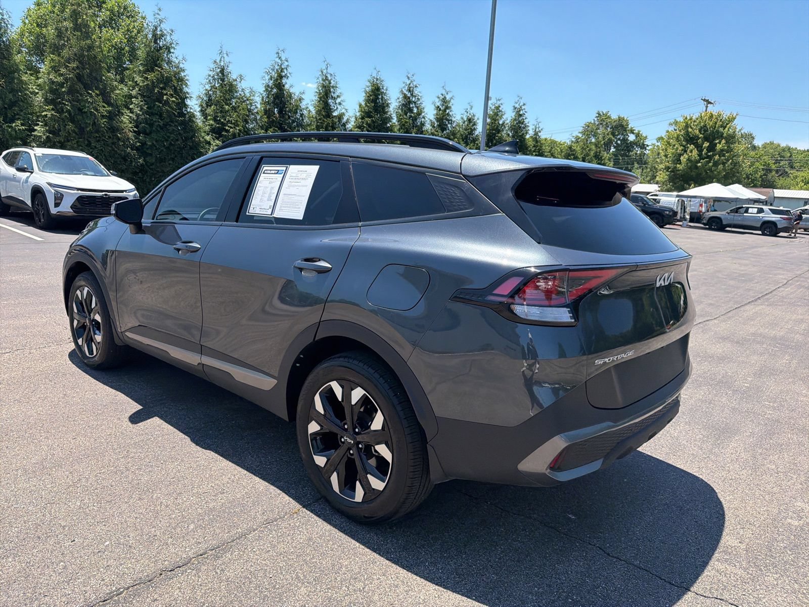 Used 2024 Kia Sportage X-Line w/ X-Line Premium Package AWD/4WD image 3
