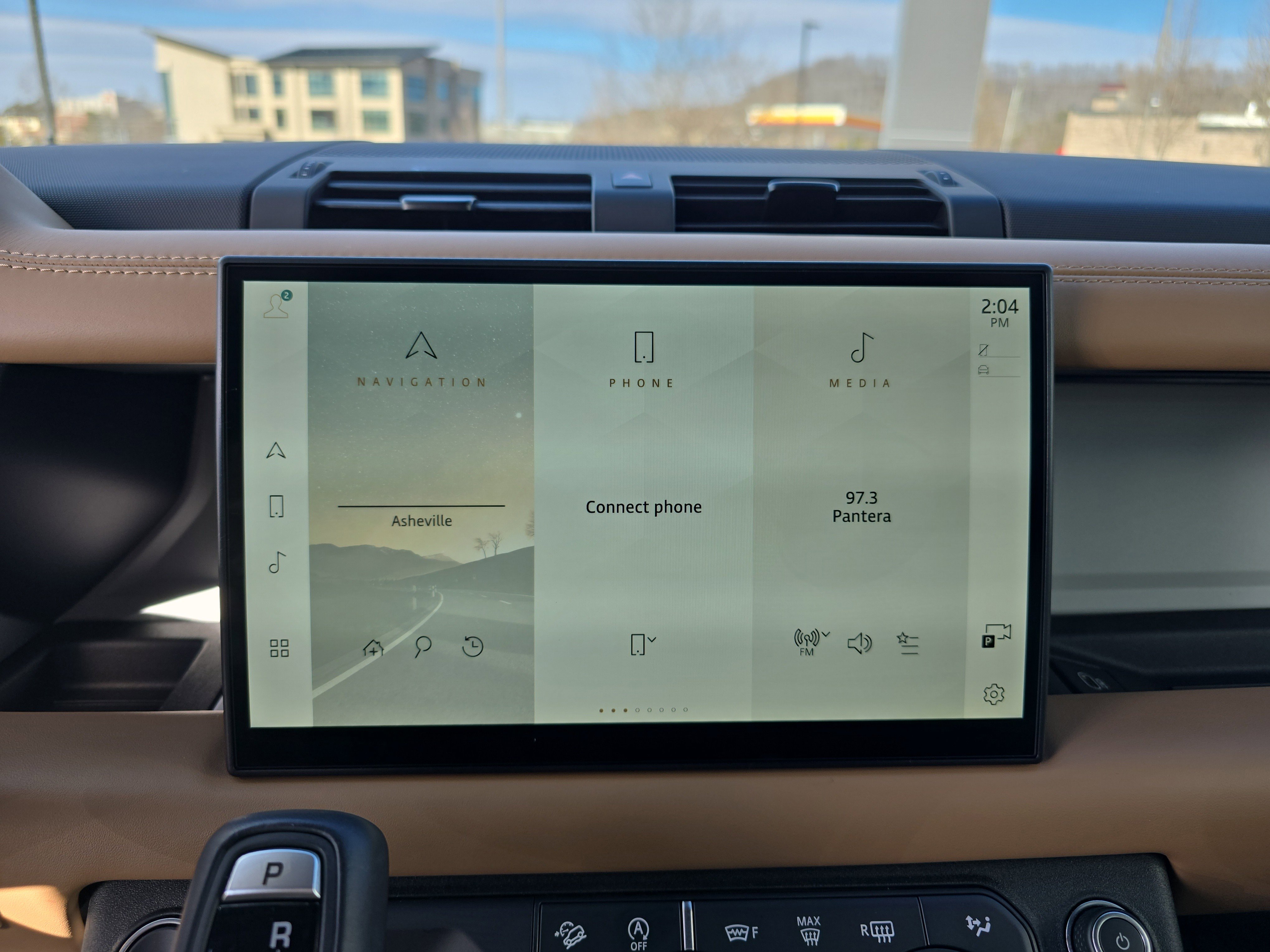 Used 2025 Land Rover Defender 110 X-Dynamic SE image 27