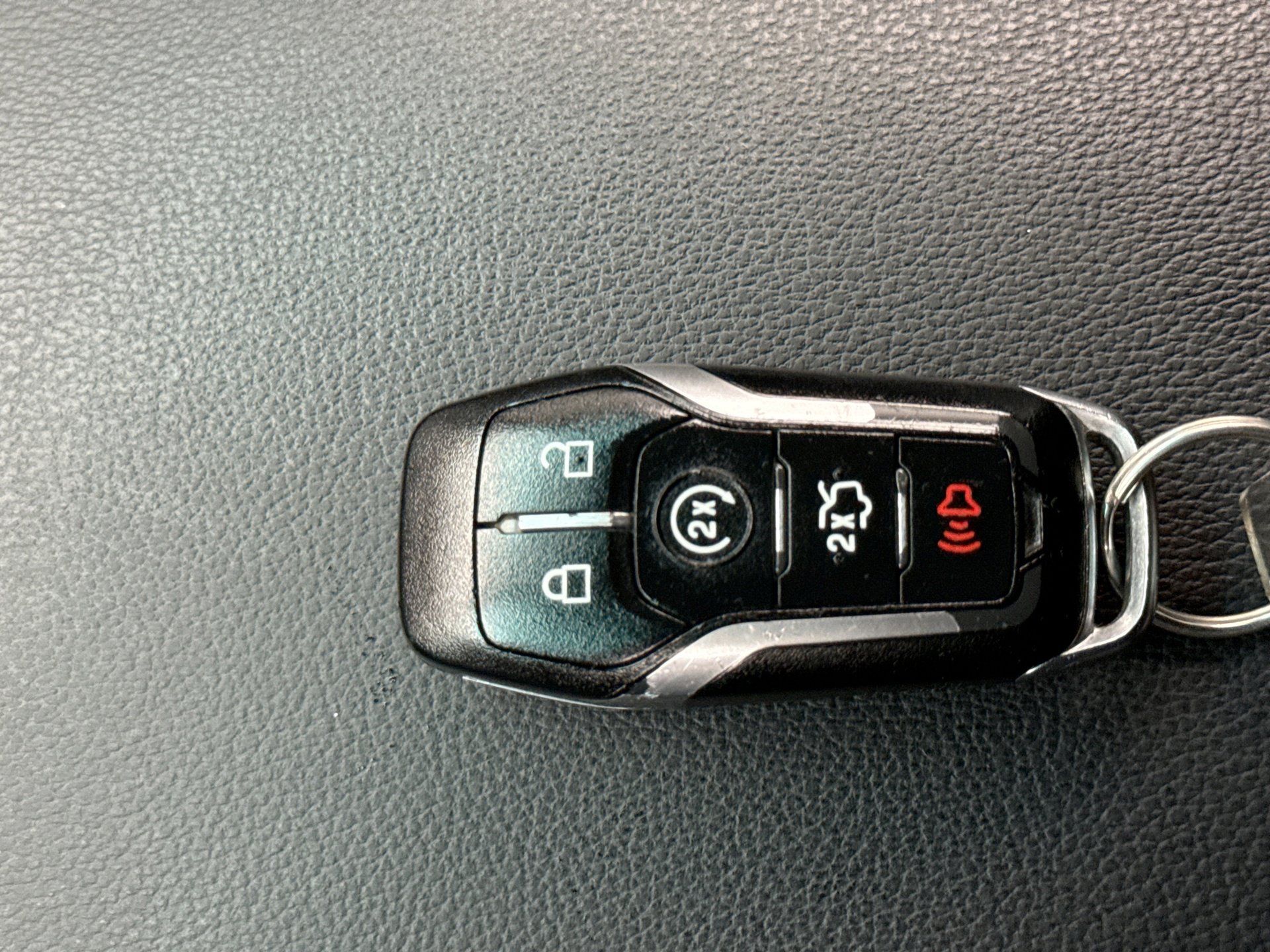 Used 2016 Ford Explorer Sport AWD/4WD image 25