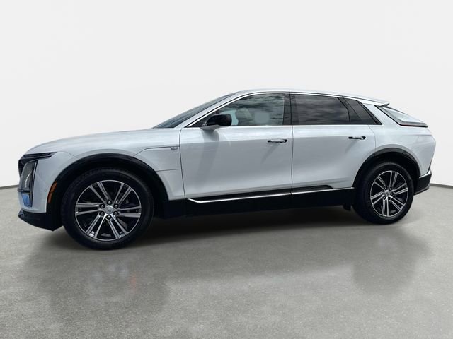 New 2025 Cadillac Lyriq Luxury w/ LPO, Floor Liner Package AWD/4WD image 2