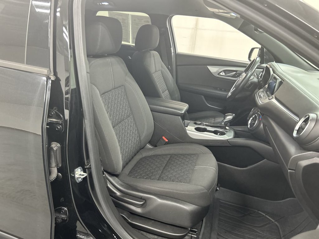 Used 2020 Chevrolet Blazer LT AWD/4WD image 22