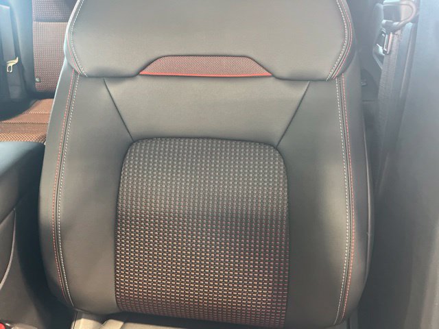 New 2027 Nissan Kicks SR FWD image 7