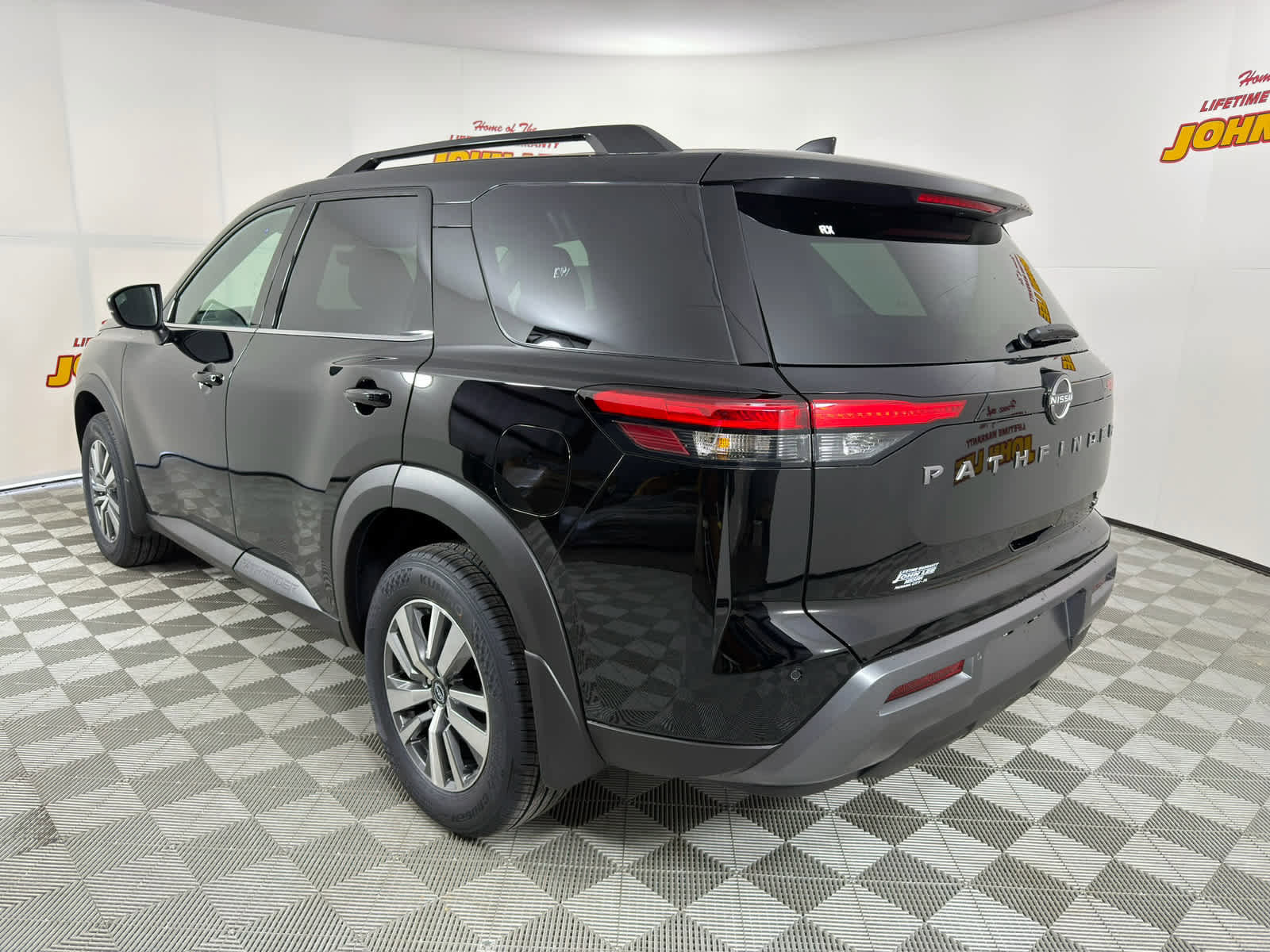 New 2026 Nissan Pathfinder SL w/ Cargo Package image 3