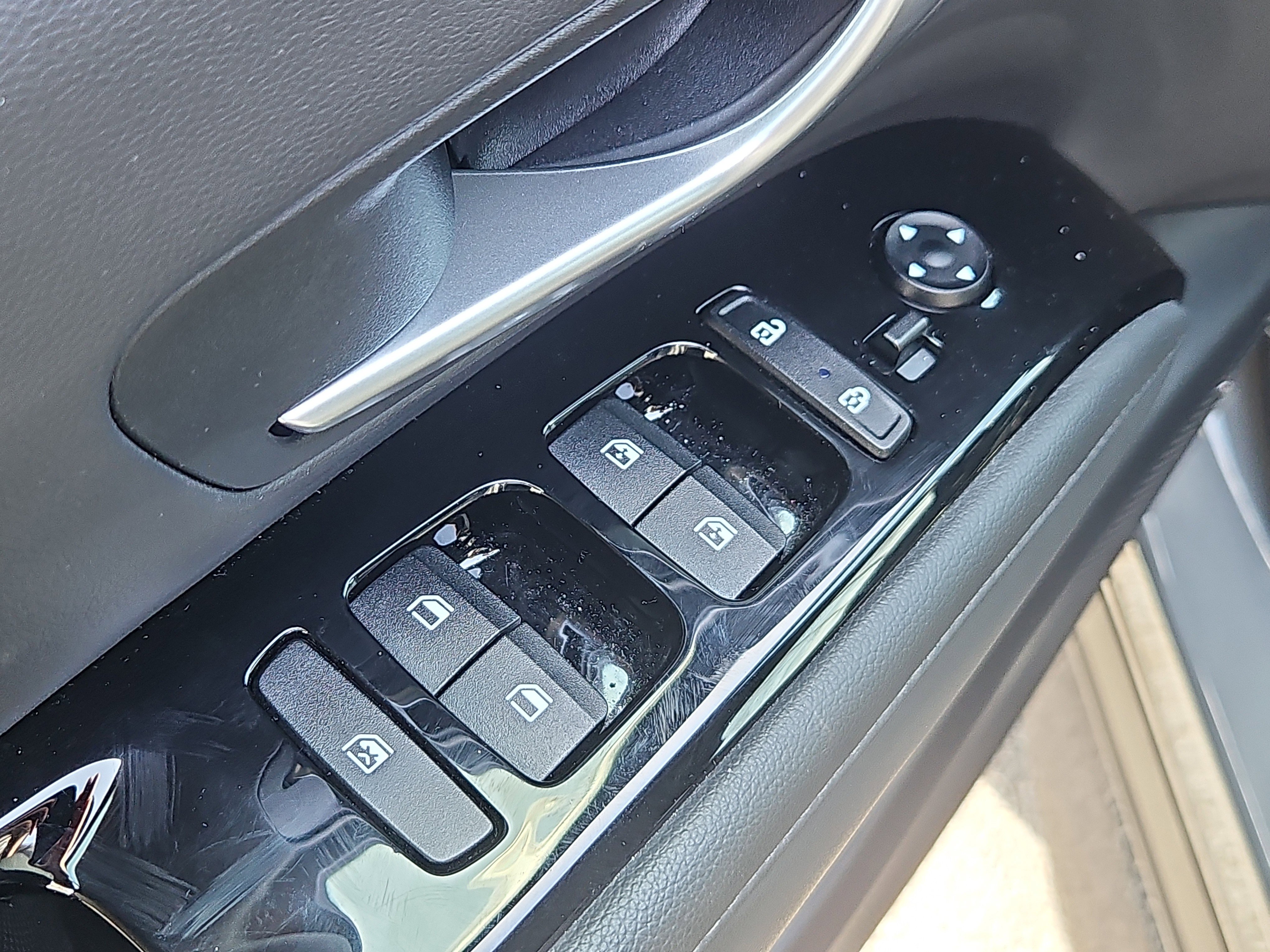 Used 2024 Hyundai Santa Cruz Limited image 21