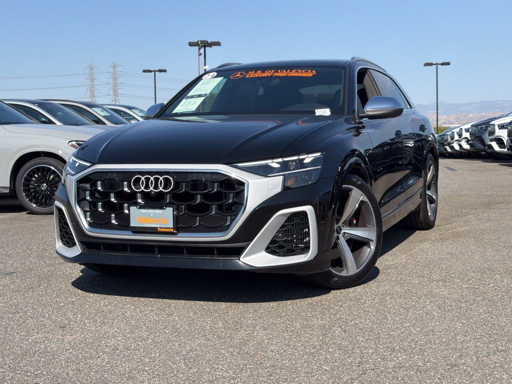 Used 2024 Audi SQ8 Premium Plus w/ Executive Package AWD/4WD image 2