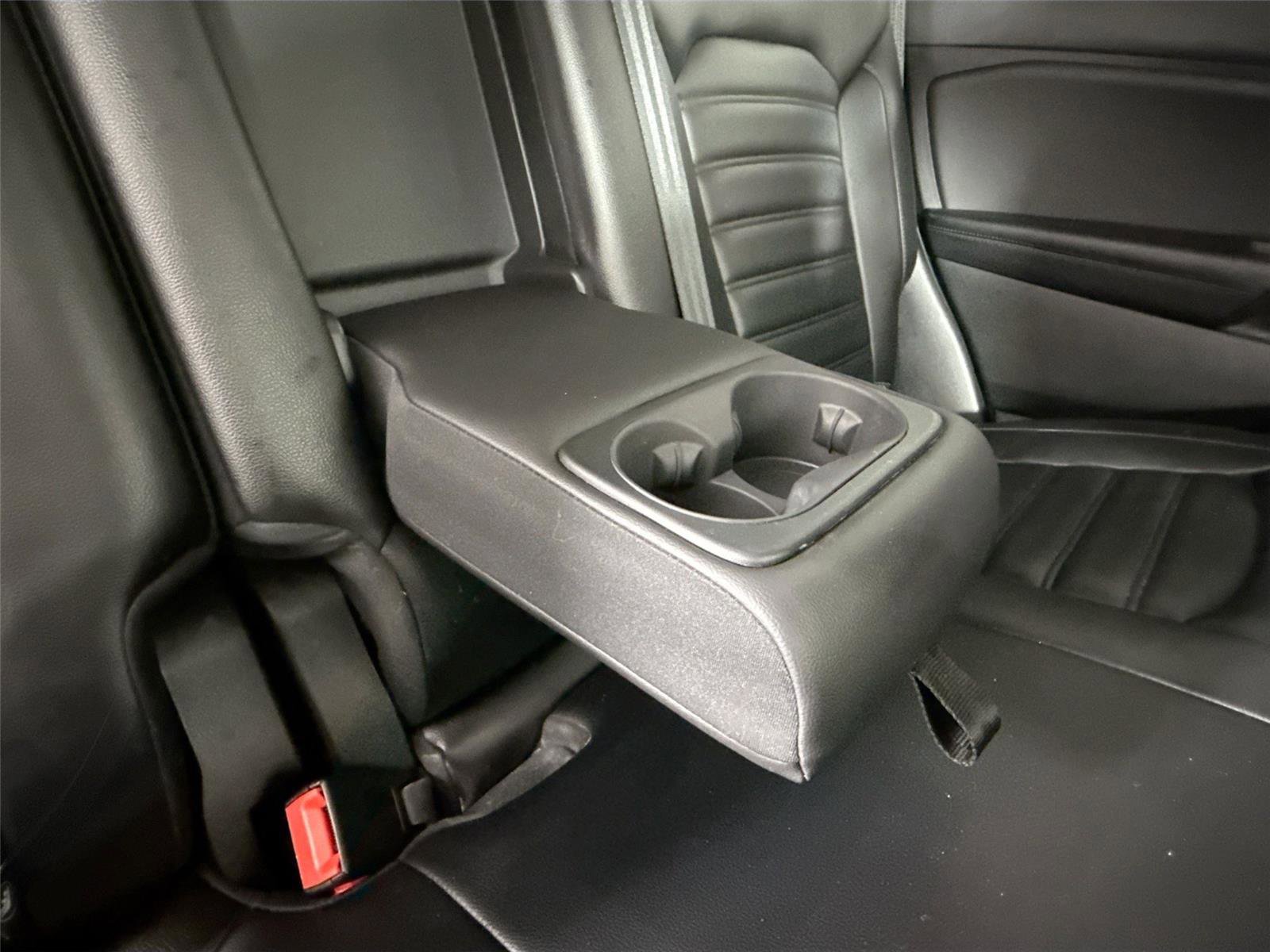 Used 2023 Ford Edge SEL image 37