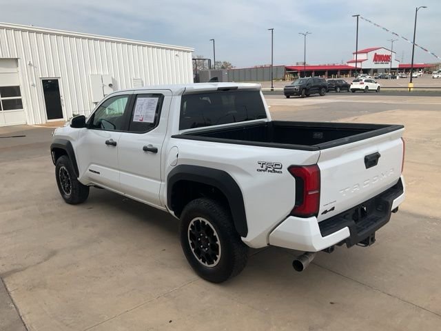 Used 2025 Toyota Tacoma TRD Off-Road AWD/4WD image 33
