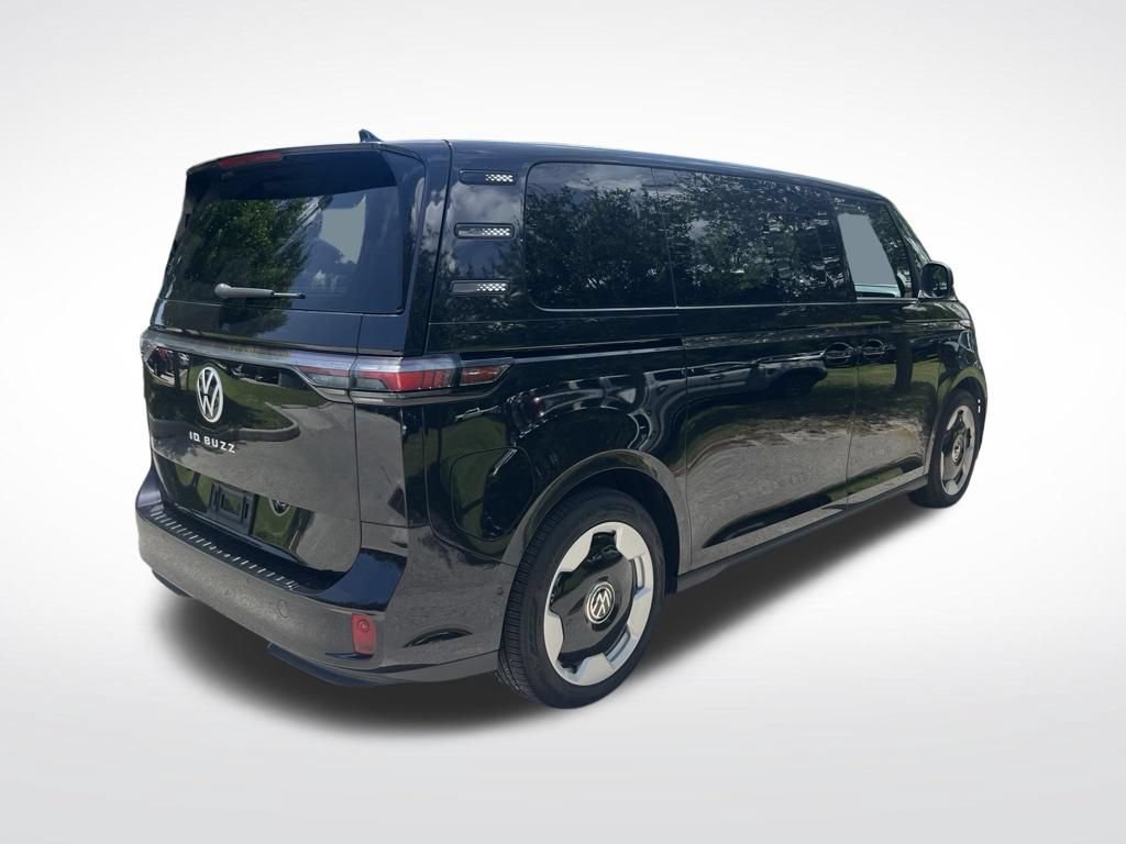 Used 2025 Volkswagen ID. Buzz Pro S RWD image 6