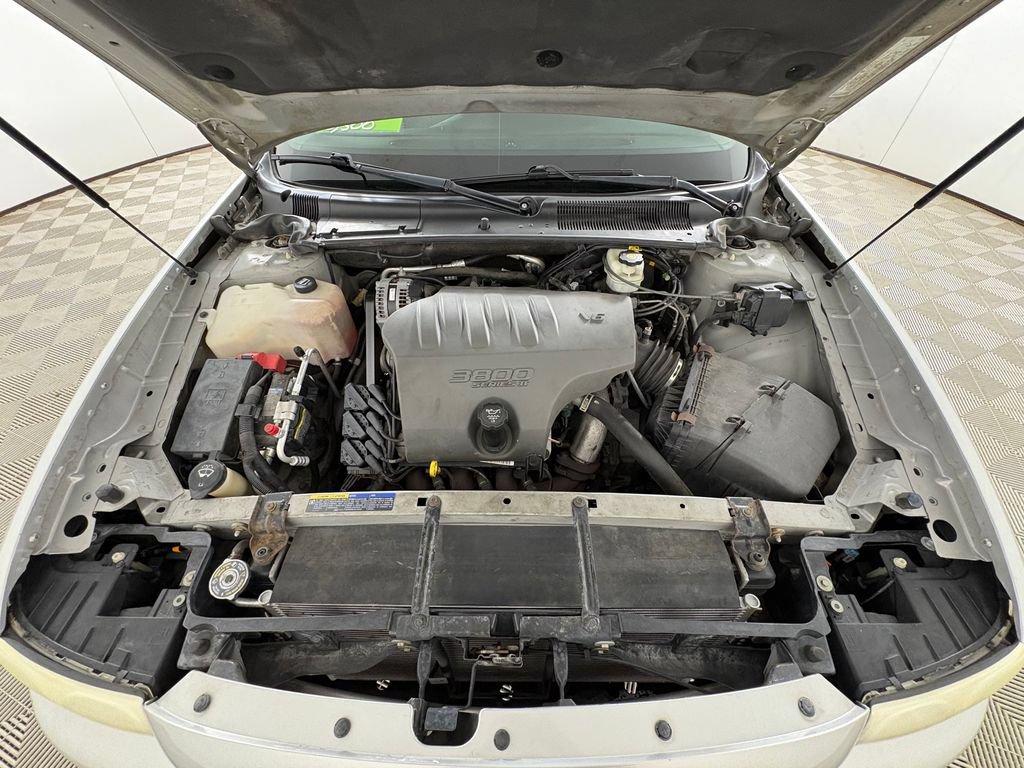 Used 2005 Buick Le Sabre Custom FWD image 28