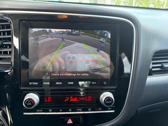 Used 2020 Mitsubishi Outlander SE FWD image 45