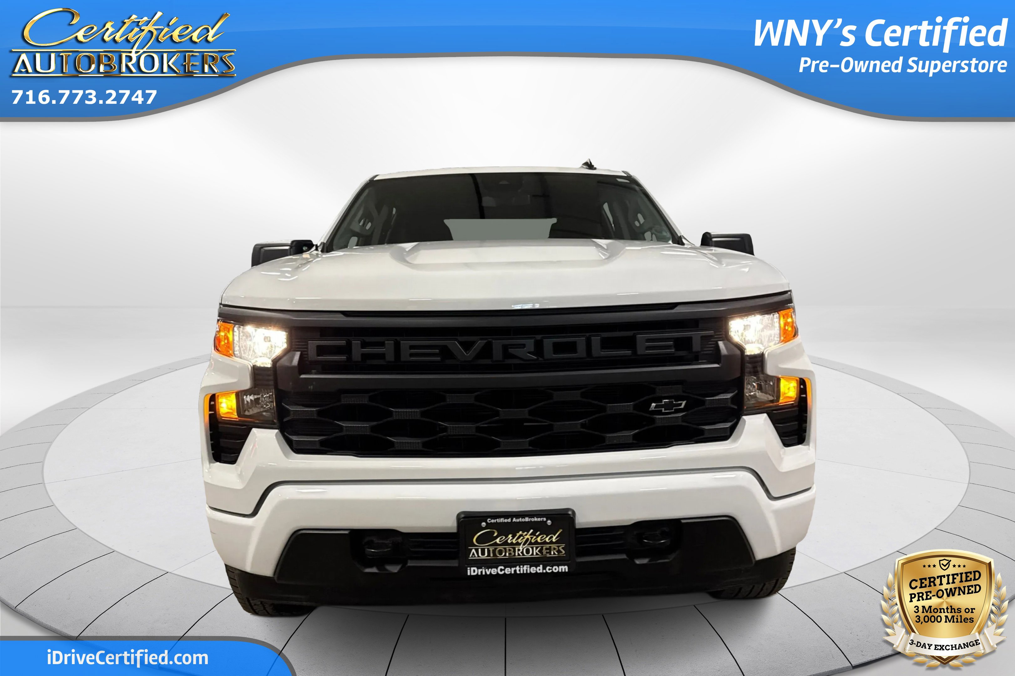 Used 2023 Chevrolet Silverado 1500 Custom image 2