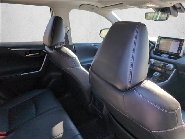 Used 2022 Toyota RAV4 Limited image 20