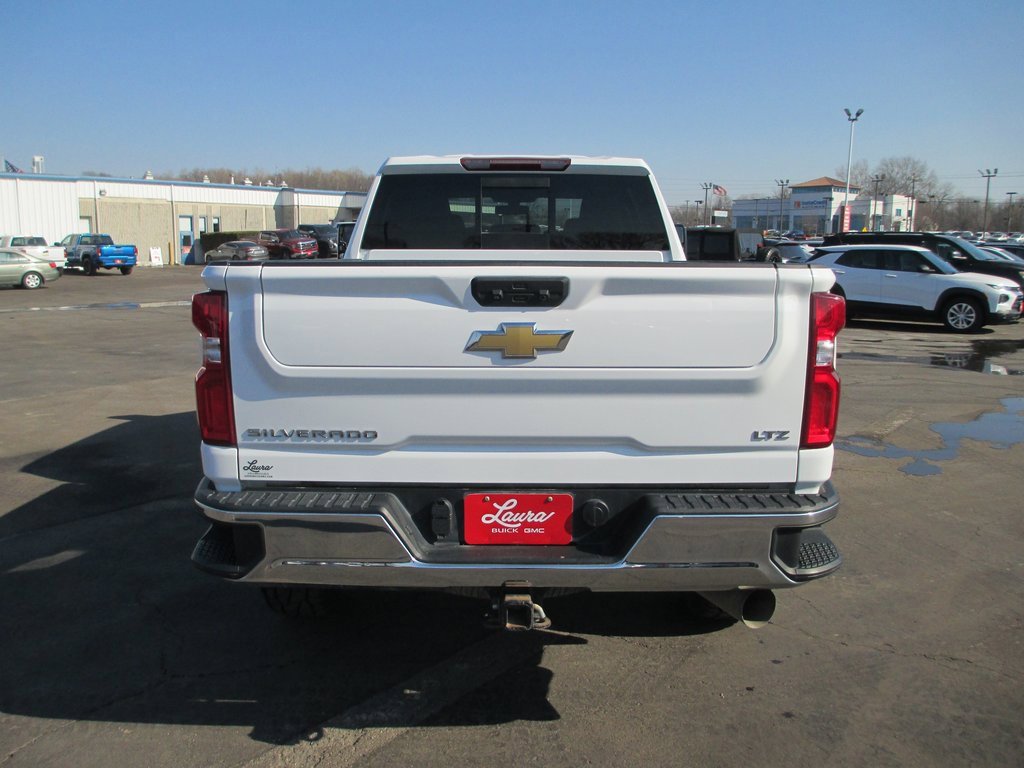 Certified 2022 Chevrolet Silverado 2500 LTZ w/ LTZ Convenience Package image 6