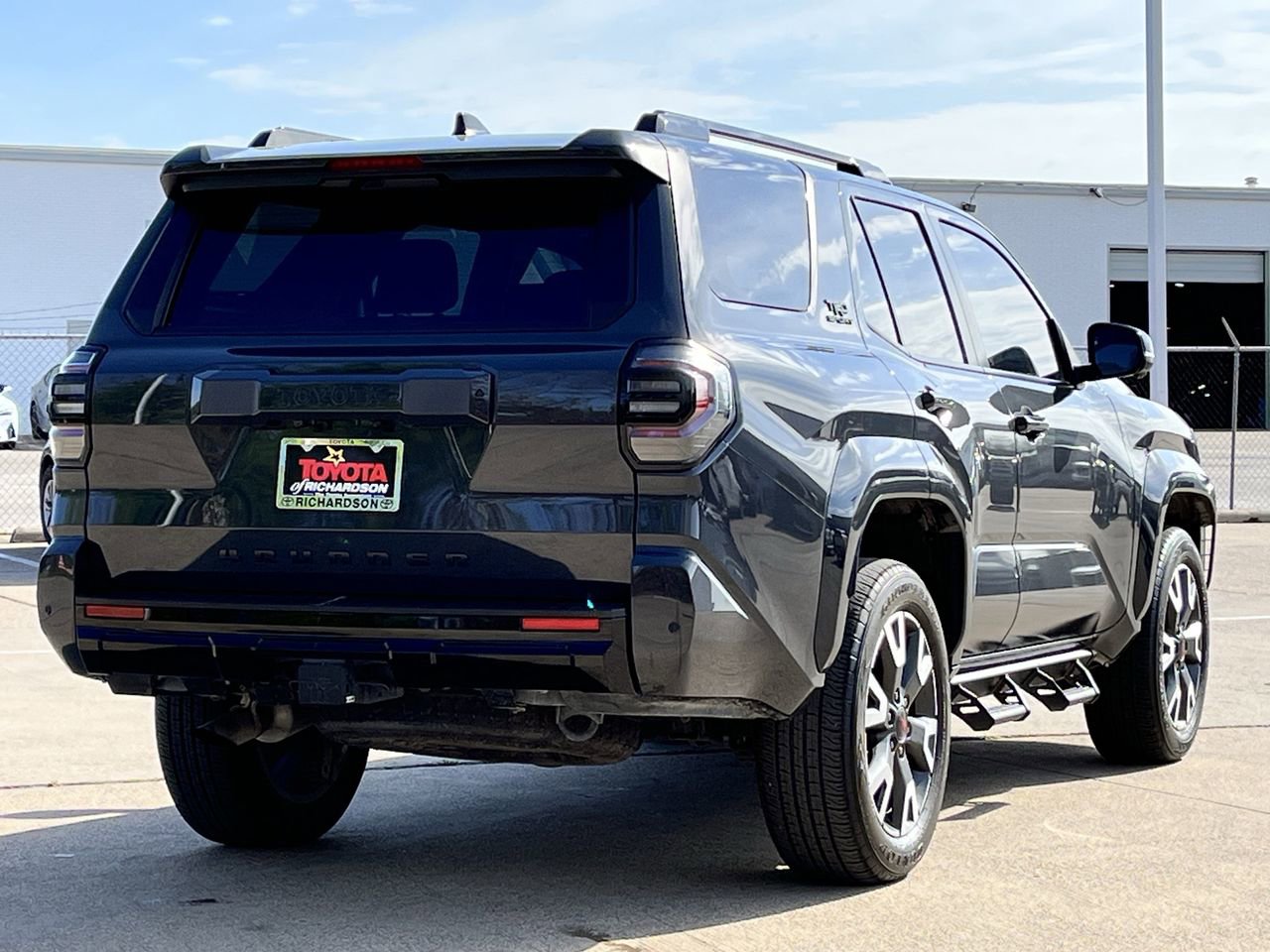 Used 2025 Toyota 4Runner TRD Sport Premium w/ Tow Technology Package image 4