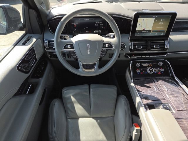 Used 2021 Lincoln Navigator Reserve w/ Luxury Package image 37
