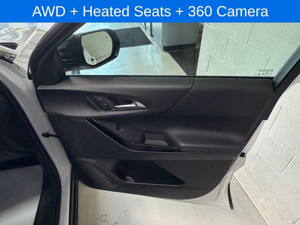 Used 2025 Chevrolet Equinox LT w/ Convenience Package II AWD/4WD image 21