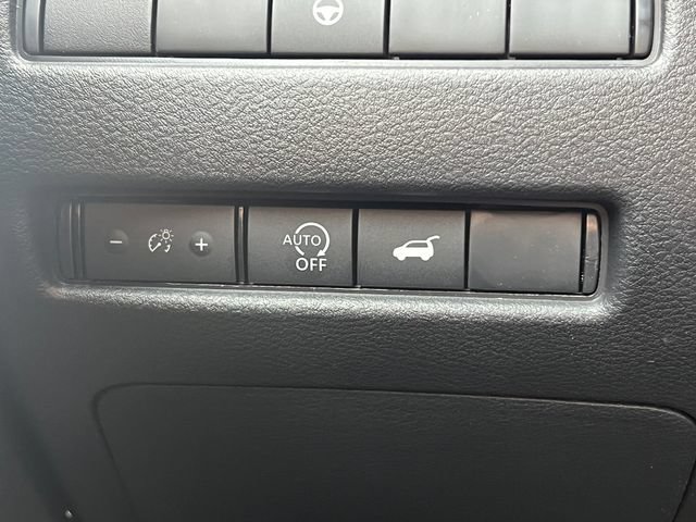 New 2026 Nissan Rogue SV w/ Cold Weather Package AWD/4WD image 14