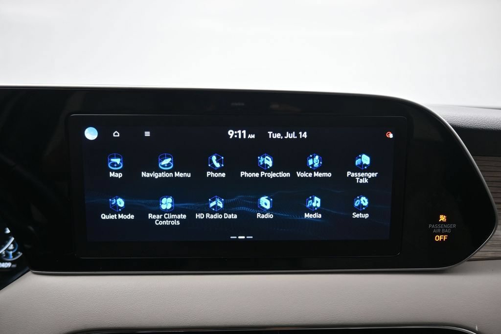 Used 2022 Hyundai Palisade Limited FWD image 17