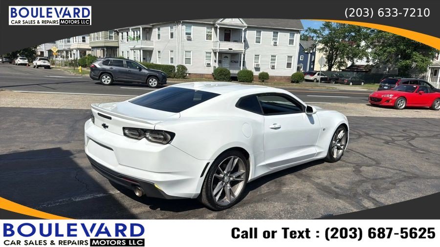 Used 2020 Chevrolet Camaro LT w/ RS Package RWD image 7