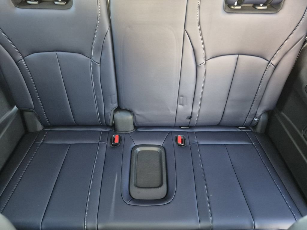 New 2026 INFINITI QX60 Sport w/ Dark Cargo Package image 23