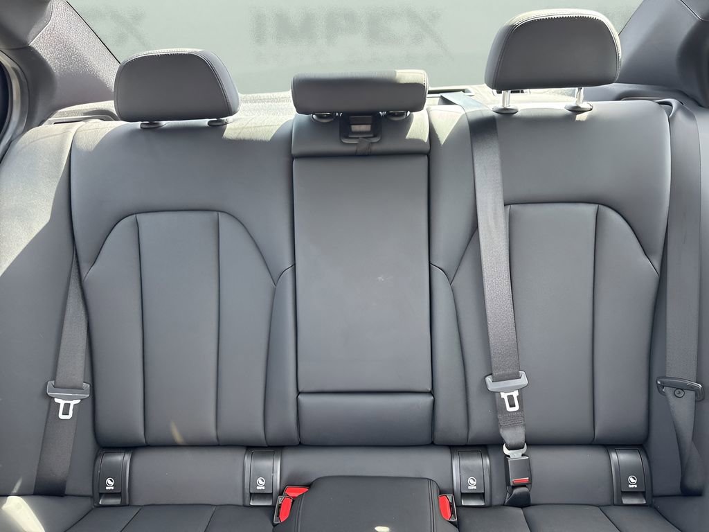 Used 2021 BMW 330i Sedan w/ Premium Package image 13