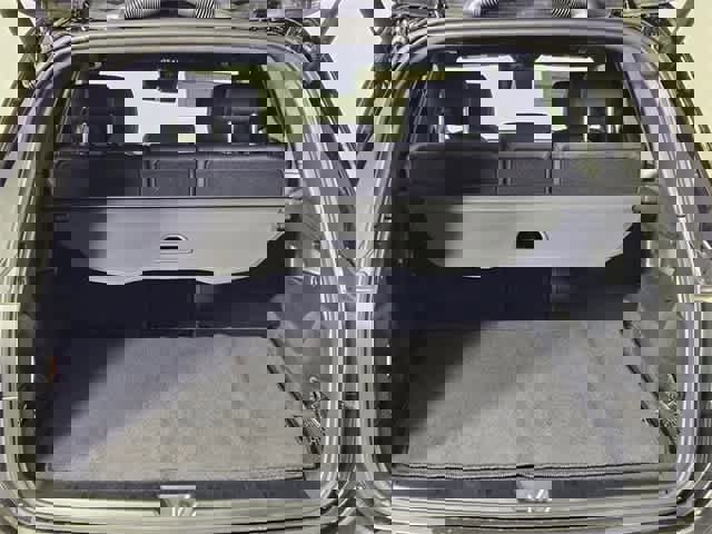 Used 2025 Mercedes-Benz GLB 250 GLB 250 image 35