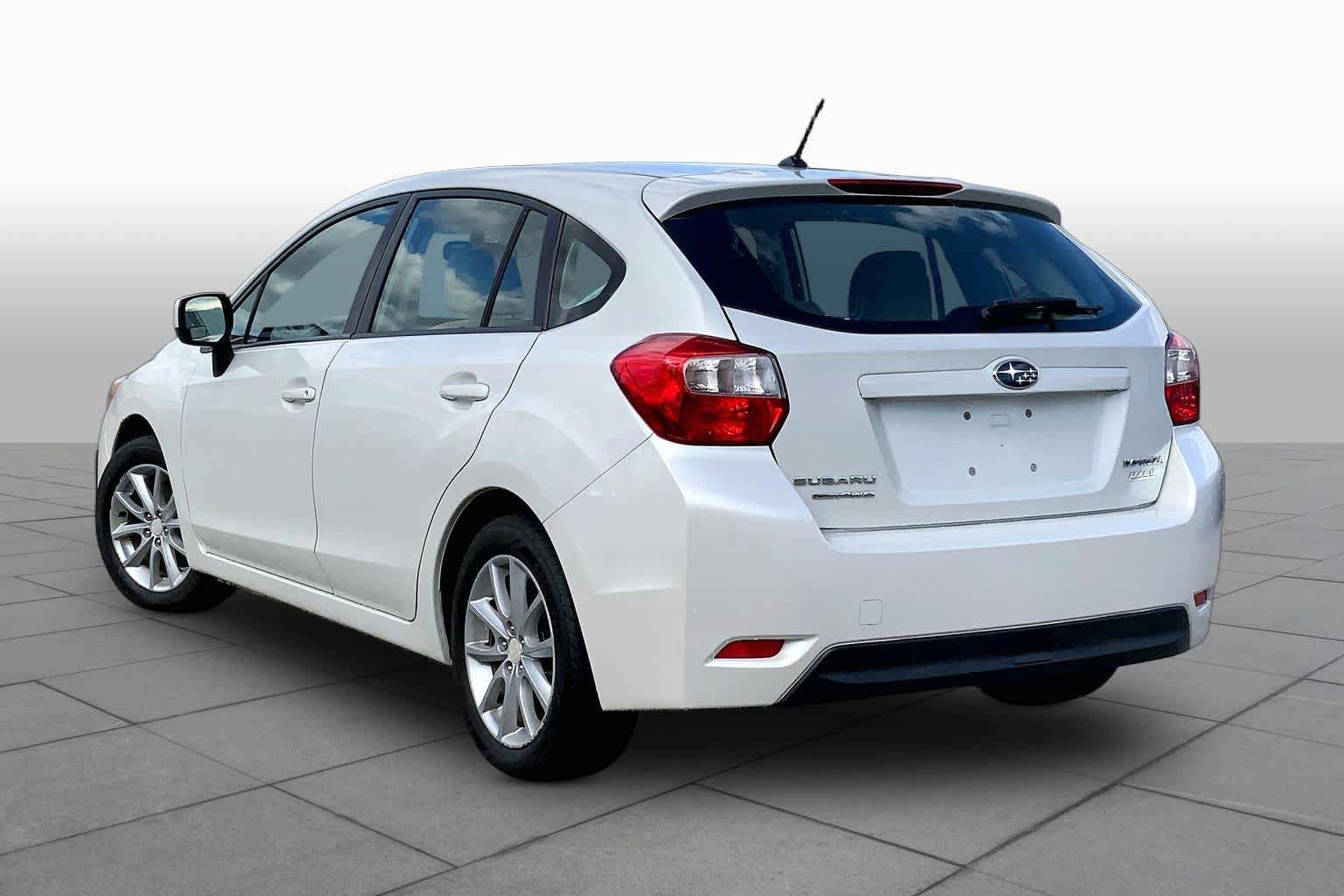 Used 2012 Subaru Impreza 2.0i Premium AWD/4WD image 11