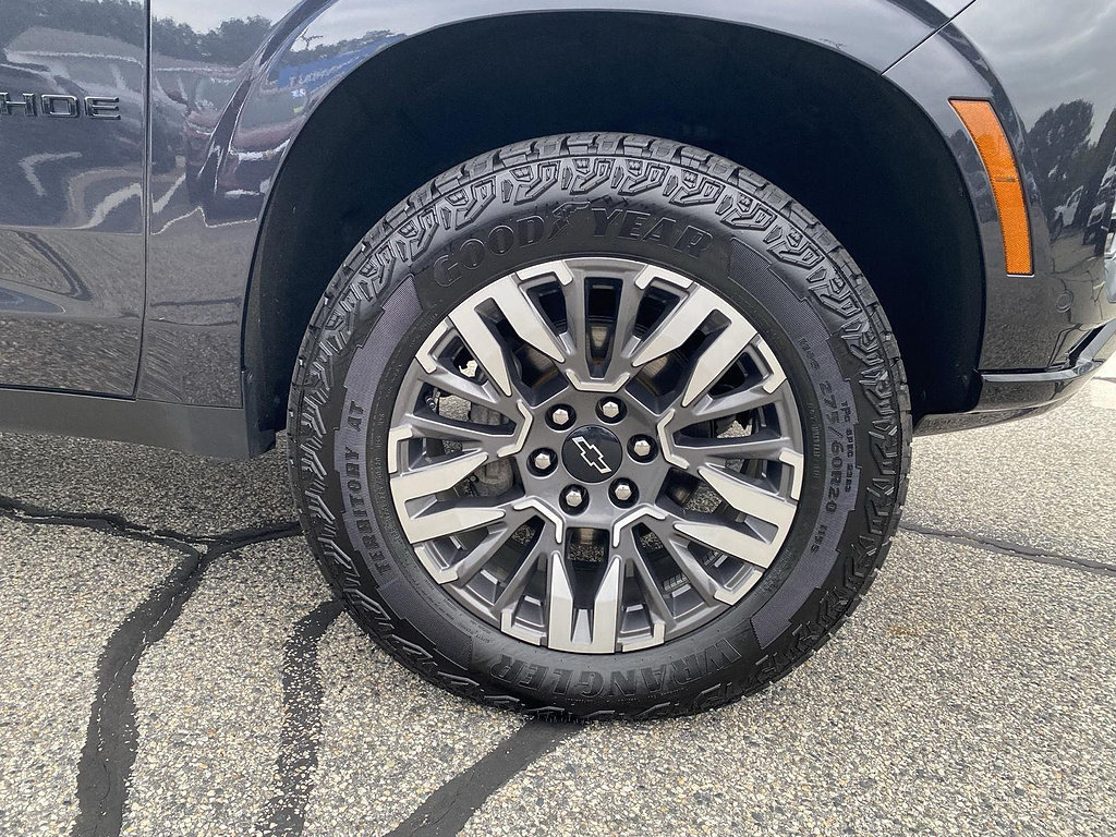 Certified 2025 Chevrolet Tahoe Z71 AWD/4WD image 13