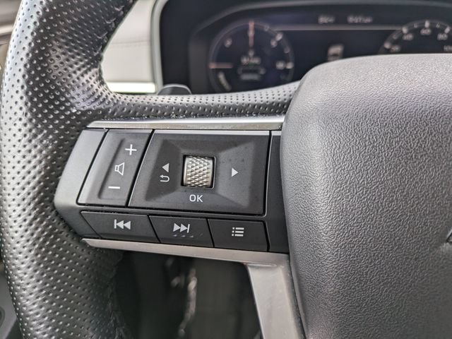 Used 2024 Mitsubishi Outlander SEL AWD/4WD image 23