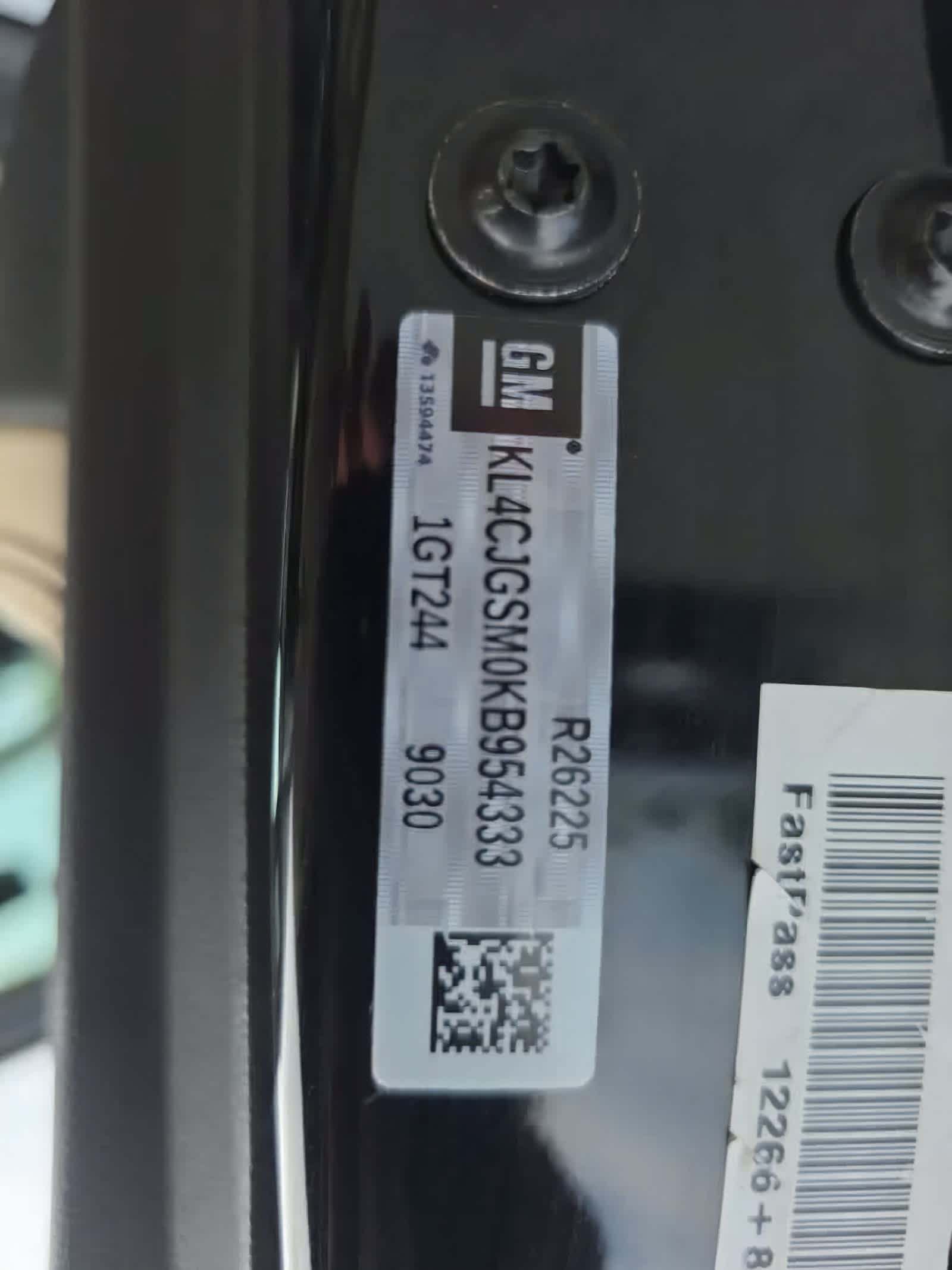 Used 2019 Buick Encore Essence w/ Safety Package II AWD/4WD image 33