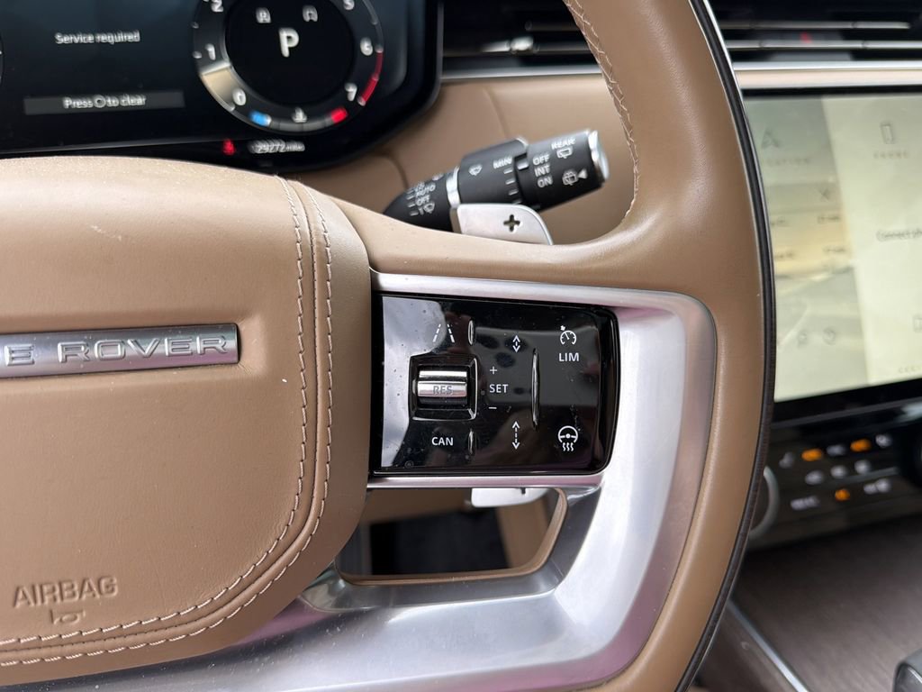 Used 2023 Land Rover Range Rover SE image 20