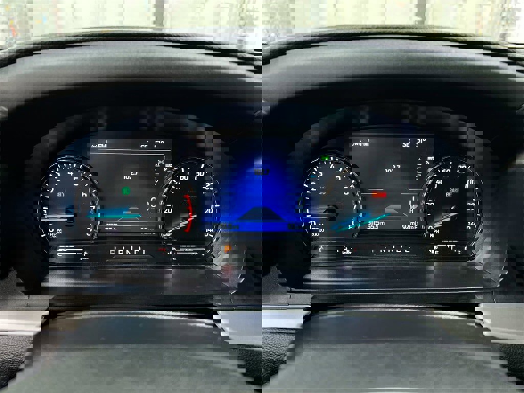 Used 2022 Ford Explorer XLT w/ Equipment Group 202A image 16