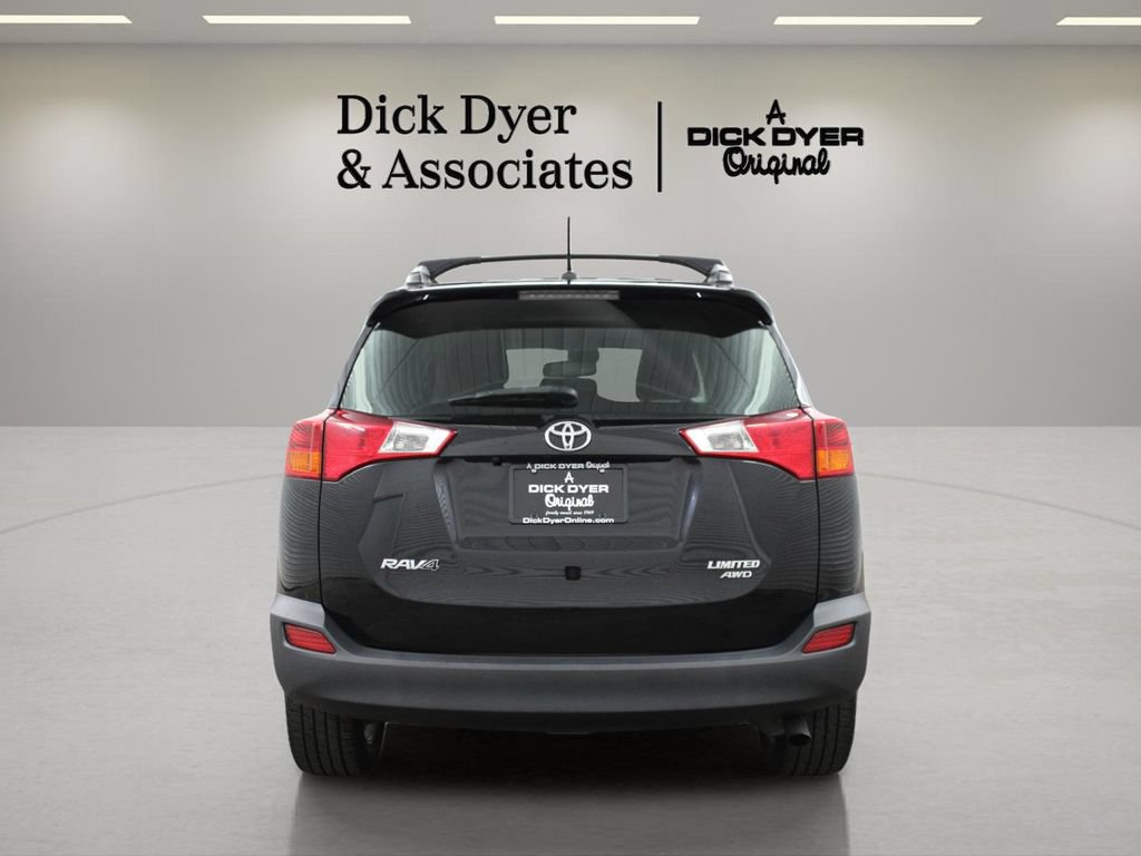Used 2014 Toyota RAV4 Limited w/ Technology Package AWD/4WD image 10