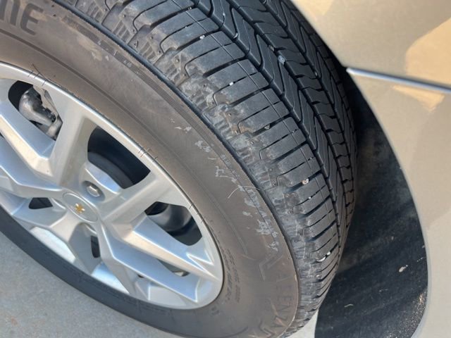 Used 2024 Chevrolet Equinox LT image 7