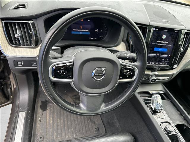 Used 2022 Volvo XC60 B5 Inscription w/ Advanced Package AWD/4WD image 13