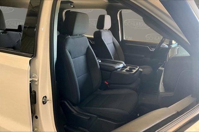 Used 2022 GMC Sierra 1500 Elevation w/ LPO, Elevation Black Package image 16