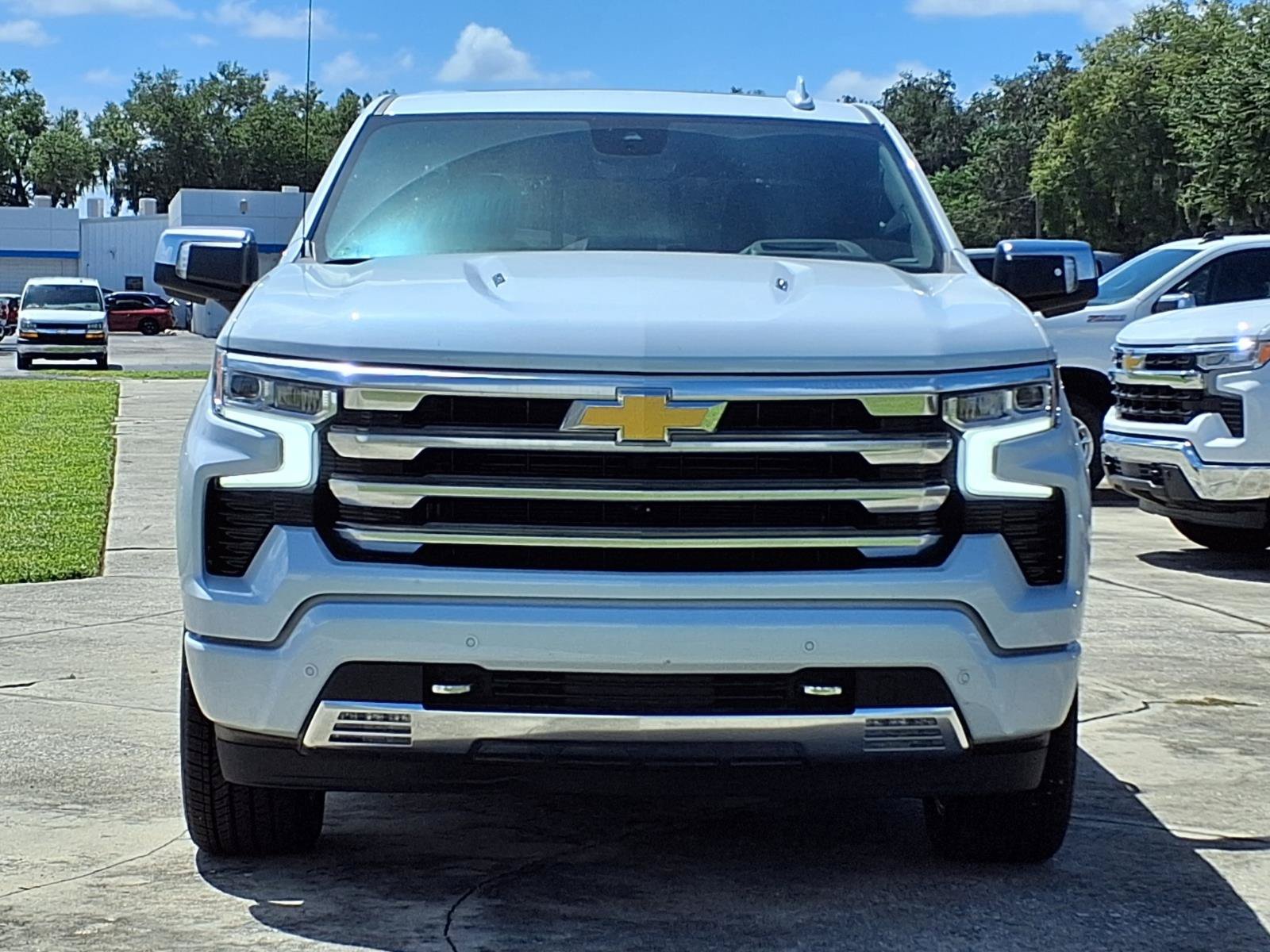 New 2026 Chevrolet Silverado 1500 High Country AWD/4WD image 2
